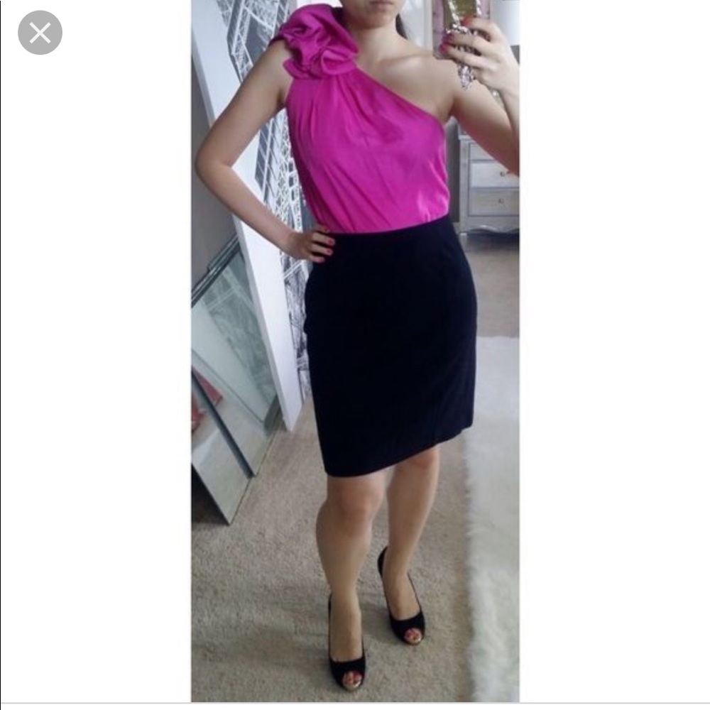One shoulder purple top blouse size S - Picture 3 of 6